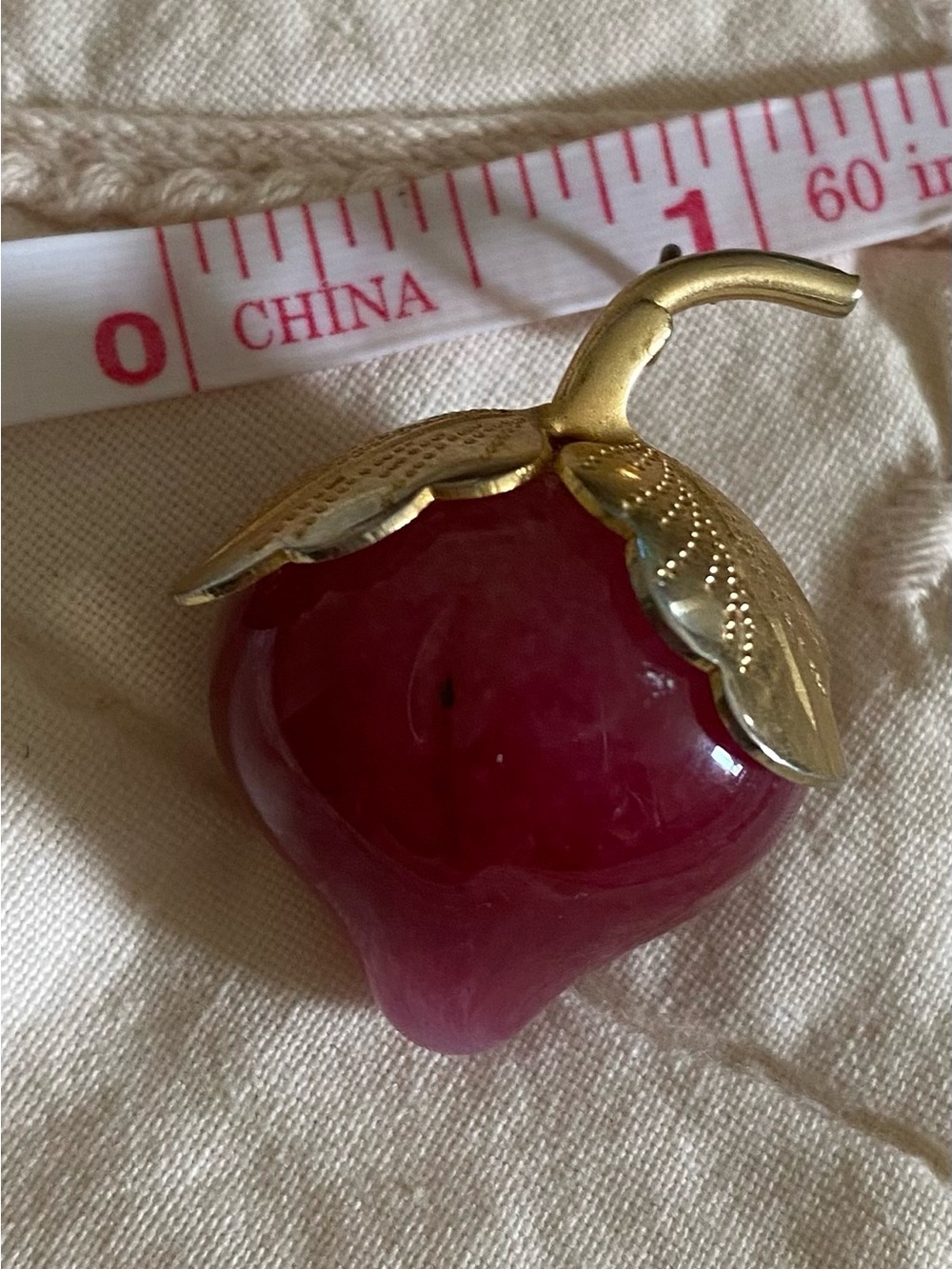 Vintage Strawberry Pendant with Gold-Tone Leaves - Picture 2 of 6